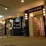 Sauna And Capsule Hotel Dandy Caters To Men