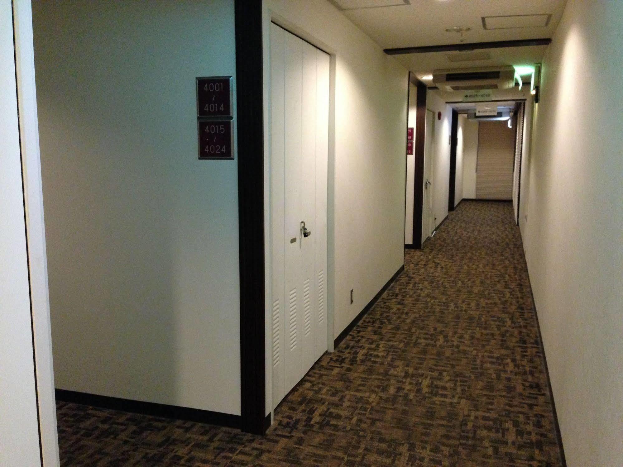 Sauna And Capsule Hotel Dandy Caters To Men Hotel 2*